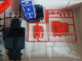 Maqueta Heller Ferrari Rainbow 1:24