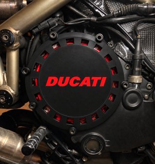 Tapa de embrague Ducati personalizada