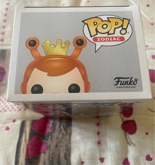 Funko Pop Freddy Funko Cancro 01