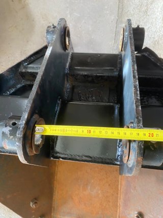 Cazo cunetas JCB