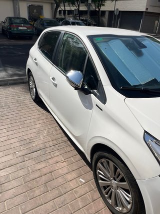Peugeot 208 2019