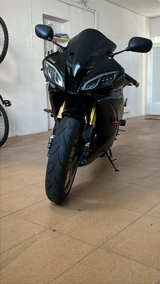 Cúpula Negra R6 2008