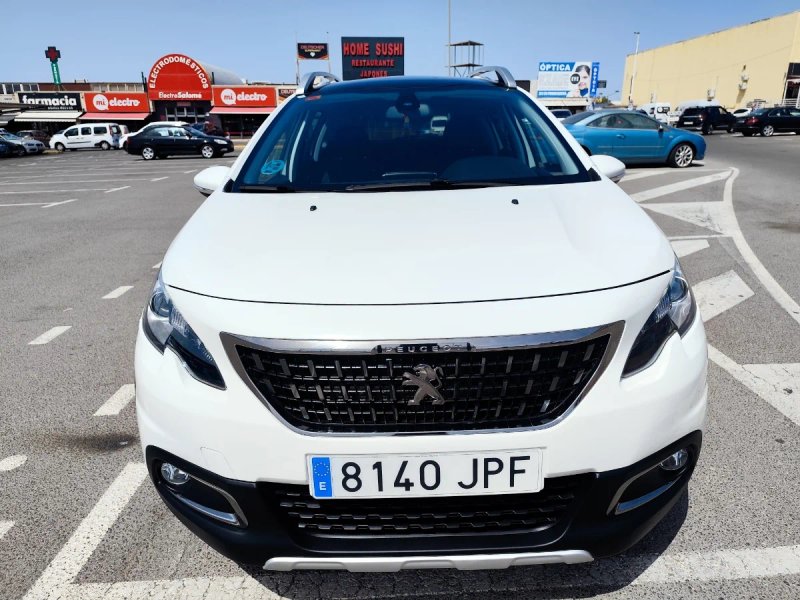 Peugeot 2008 1.2 Pure Tech S&S Allure EAT6 (2016) 2016, foto 5
