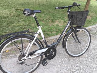 Bicicleta Orbea Paseo Negra y Blanca