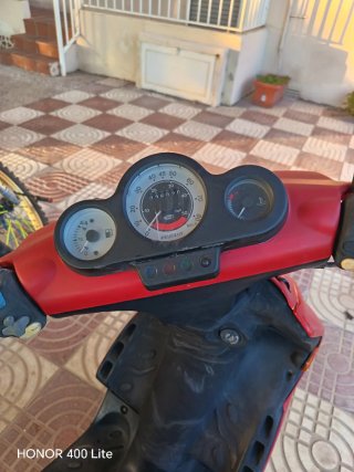 Peugeot Speedfight 2 Roja