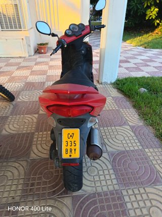 Peugeot Speedfight 2 Roja