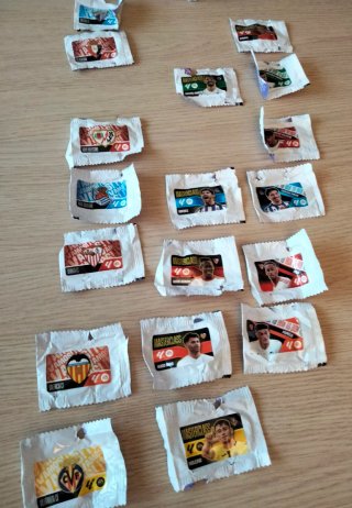 Cromos chicle Liga 2026-27 Panini