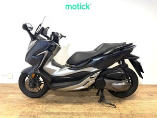 HONDA FORZA 300