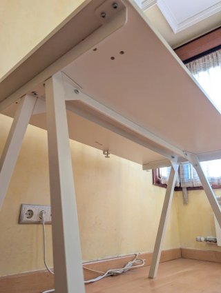 Escritorio TROTTEN 120x70 + estante