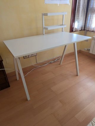 Escritorio TROTTEN 120x70 + estante