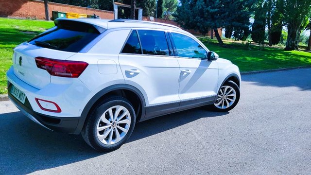 Volkswagen T-Roc 2023