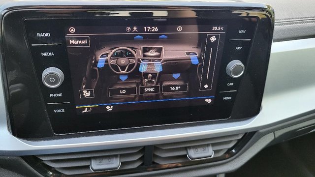 Volkswagen T-Roc 2023