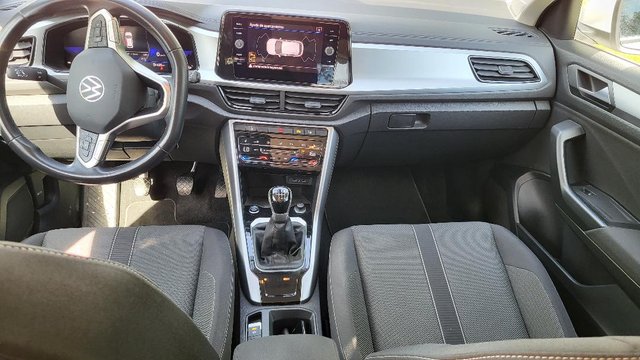 Volkswagen T-Roc 2023