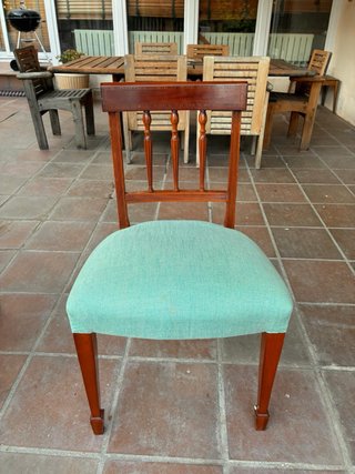 Conjunto 4 Sillas Comedor Tapizadas y restauradas.