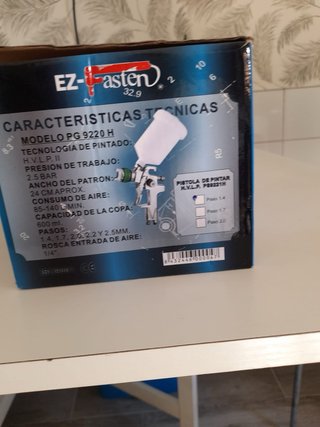 Compresor Michelin con 2 pistolas pintura