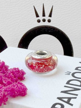 Pandora Charm Rojo con Purpurina