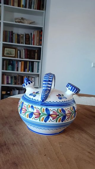 Botijo antiguo cerámica española pintado a mano