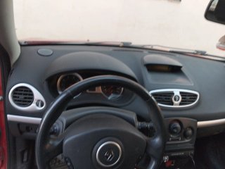 RENAULT CLIO 1.2 16VALVULAS. 5 PUERTAS