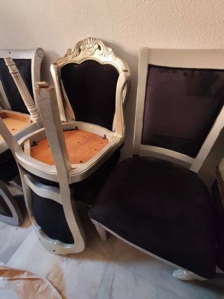 Sillas de madera estilo clásico