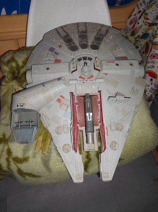 Nave Star Wars Millennium Falcon
