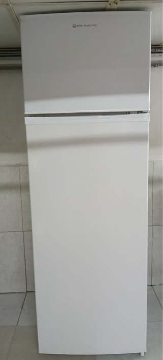 Nevera blanca