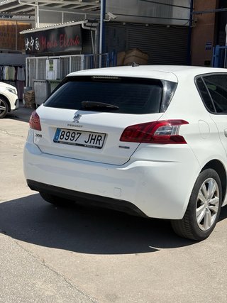 Peugeot 308 2015