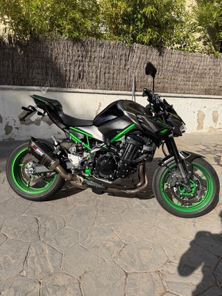 Kawasaki Z900 Pack Performance 2.300km