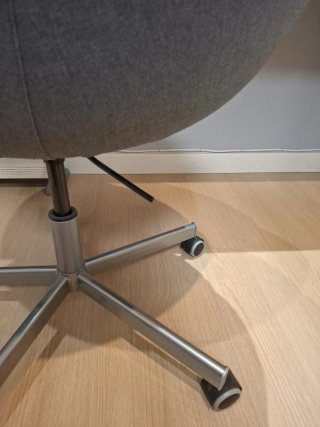 Silla escritorio gris IKEA.SKRUVSTA