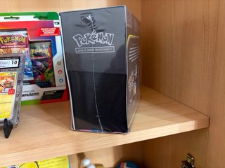 Pokemon Oscuridad Absoluta ETB