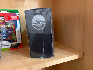 Pokemon Oscuridad Absoluta ETB
