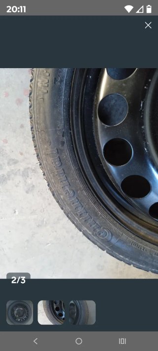 Rueda de repuesto Opel con accesorios