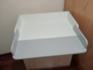 Cambiador de madera con cajones