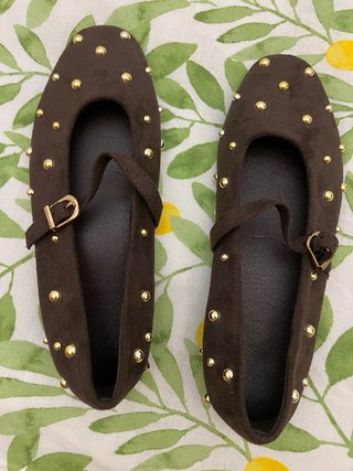 Bailarinas marrones tachuelas talla 40 sin usar