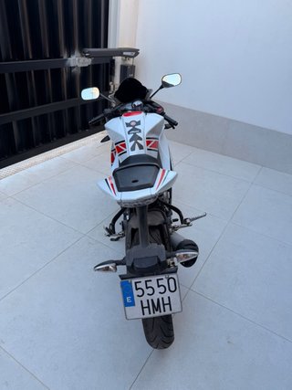 Yamaha YZF-R125 Moto Deportiva