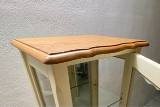 Vitrina armario baldas alacena madera y vidrio