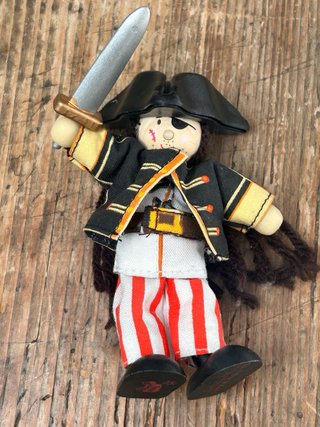 3 Bambole Pirata in Legno Budkin Le Toy Van