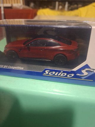 BMW M4 Competition 1:43 Solido