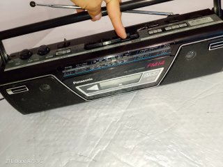Radio Panasonic FM14 Cassette. AM/FM.