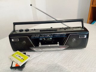 Radio Panasonic FM14 Cassette. AM/FM.