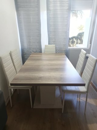 Mesa de comedor extensible