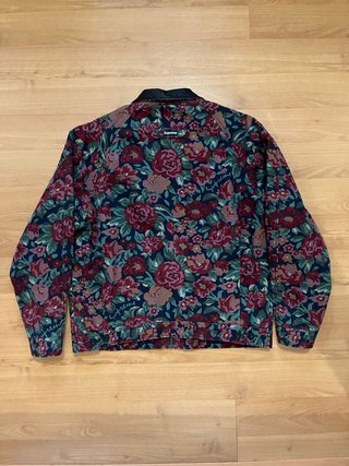 Chaqueta Supreme Cuello Cuero Floral