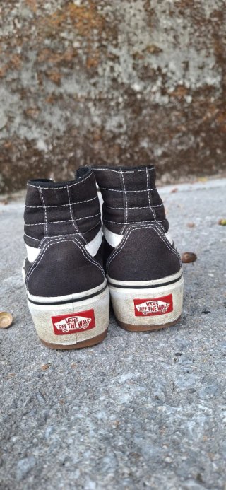 Vans Sk8-Hi Stacked Negras y Blancas