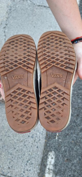 Vans Sk8-Hi Stacked Negras y Blancas