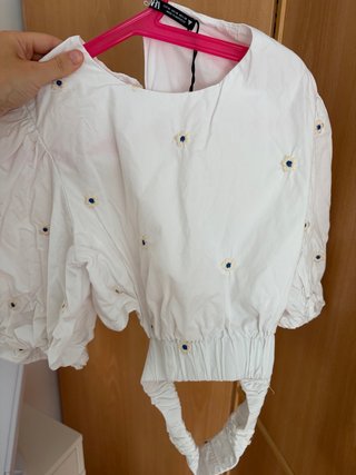 Blusa Zara bordada flores M