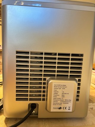 Máquina de Hielo Kumio 1.5L para 12kg de hielo 24h