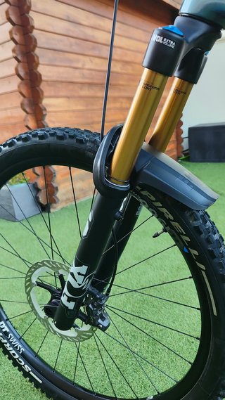 MEGAMO REASON CRB03 2026 Carbono Talla M