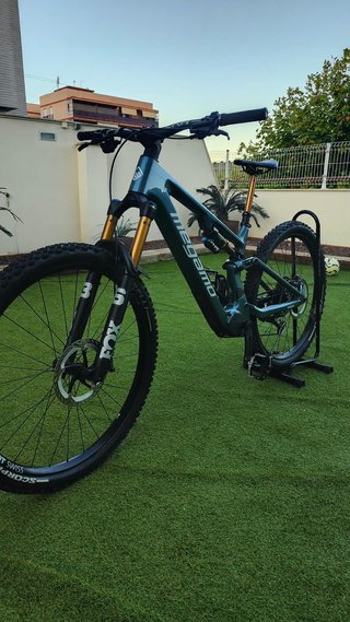 MEGAMO REASON CRB03 2026 Carbono Talla M