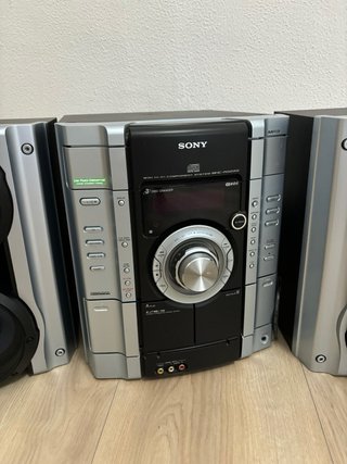 Minicadena Sony MHC-RG222 con Altavoces
