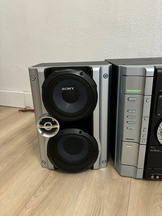 Minicadena Sony MHC-RG222 con Altavoces