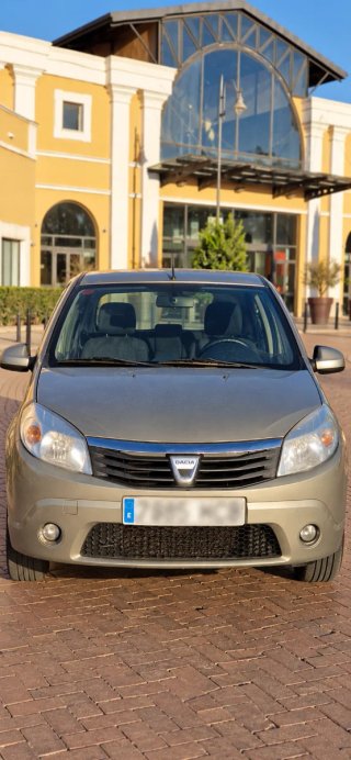 Dacia Sandero 1.2 75CV · 112.000km · Etiqueta C
